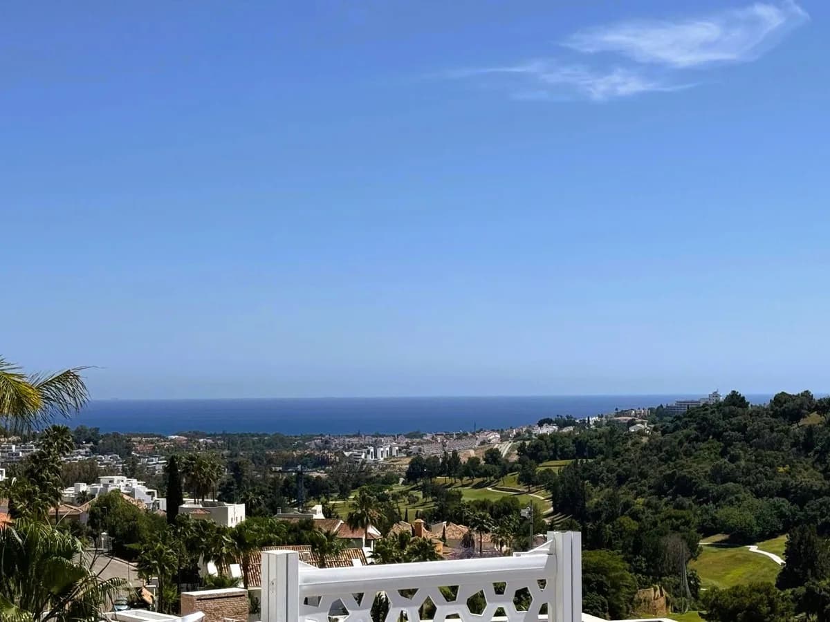 5 Bedroom Detached Villa for Sale in Benahavís, Málaga - Image 2
