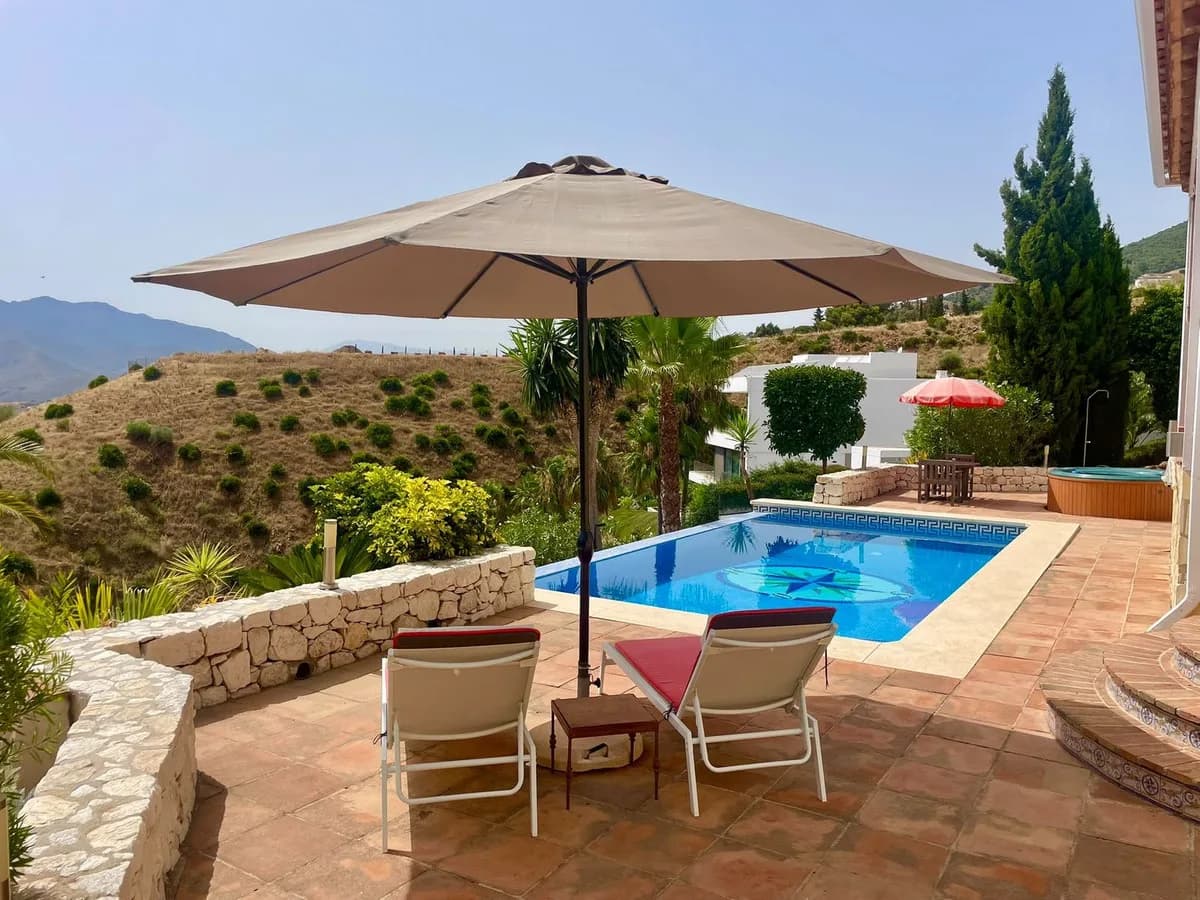 3 Bedroom Detached Villa for Sale in Valtocado, Málaga - Image 7