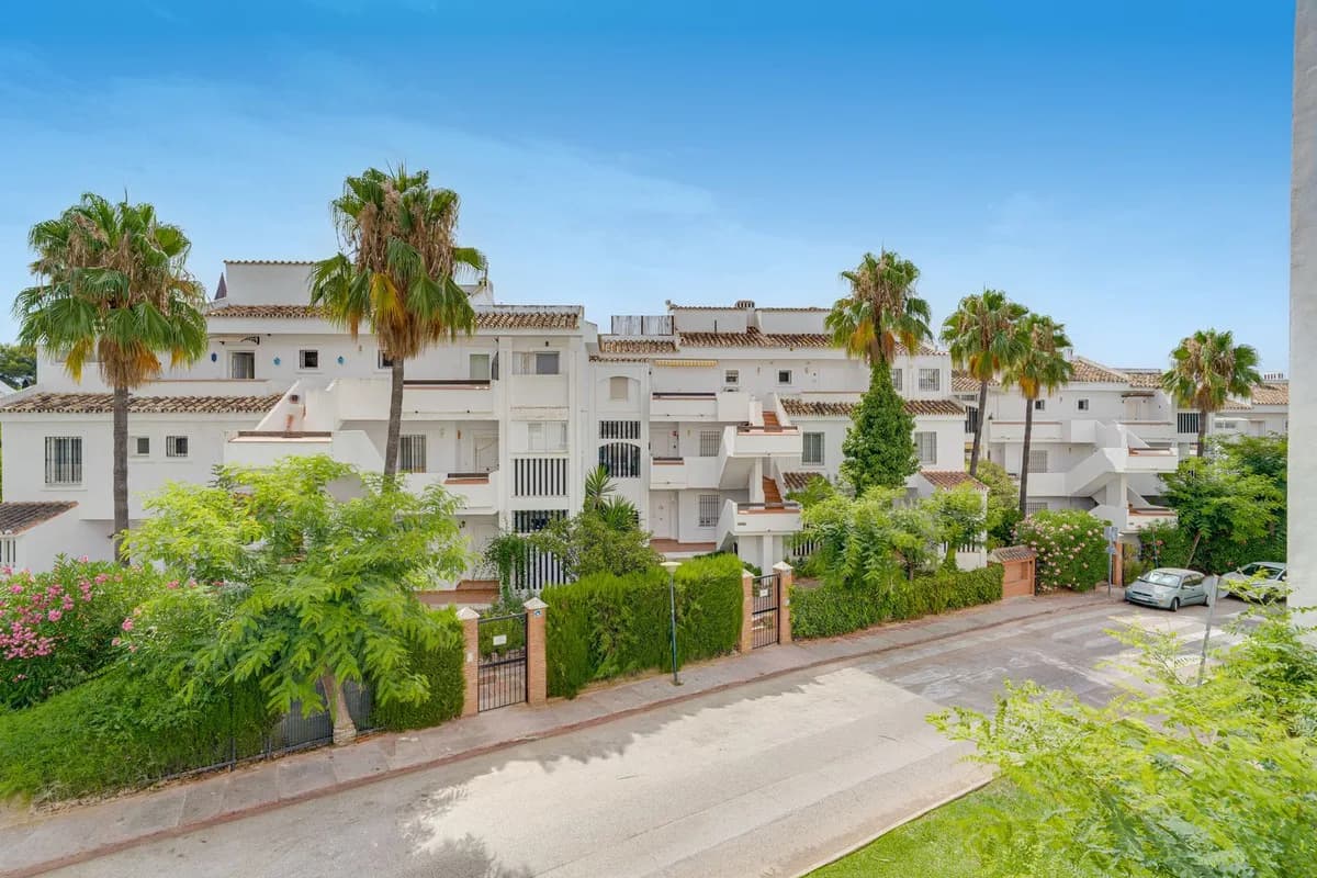 2 Bedroom Ground Floor Apartment for Sale in Riviera del Sol, Málaga - Image 8