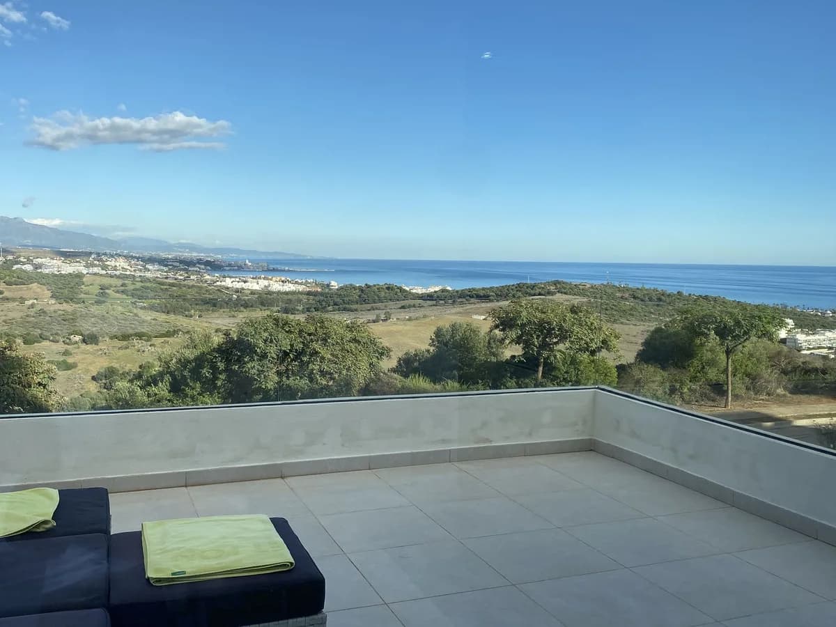 3 Bedroom Townhouse for Sale in Casares Playa, Málaga - Image 2