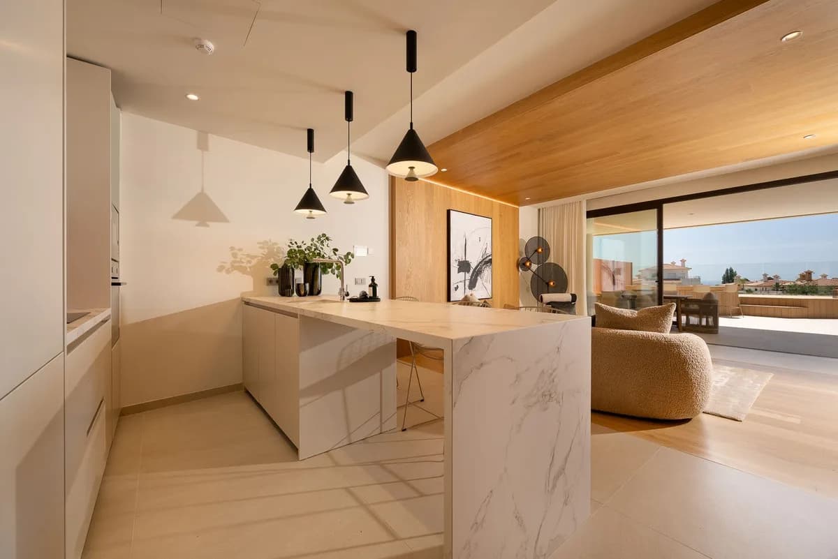 2 Bedroom Ground Floor Apartment for Sale in Fuengirola, Málaga - Image 6