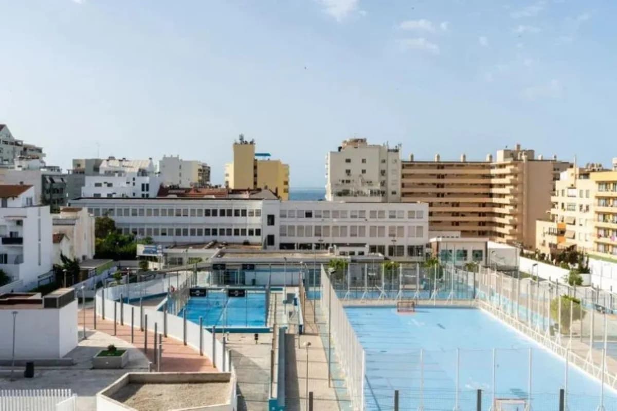 3 Bedroom Middle Floor Apartment for Sale in Marbella, Málaga