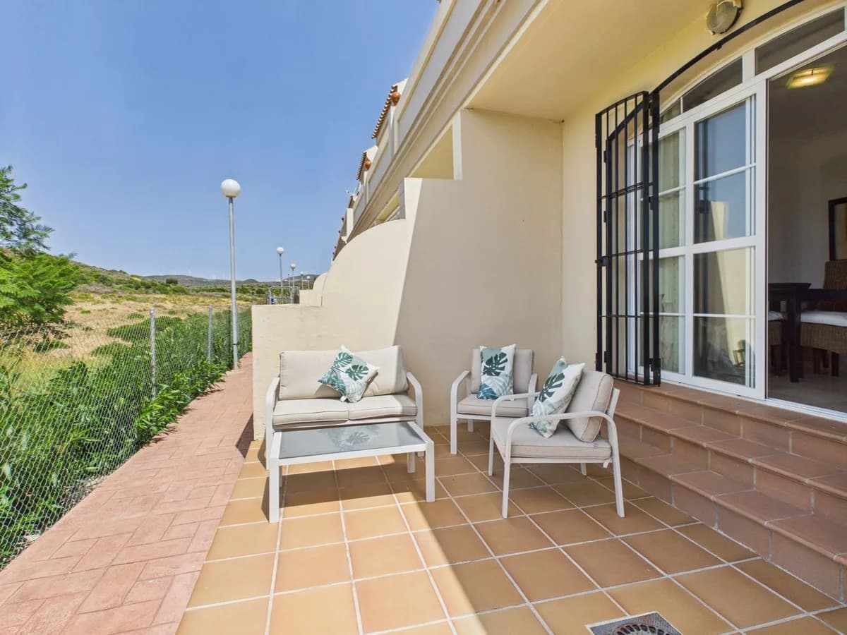 4 Bedroom Townhouse for Sale in La Duquesa, Málaga - Image 7