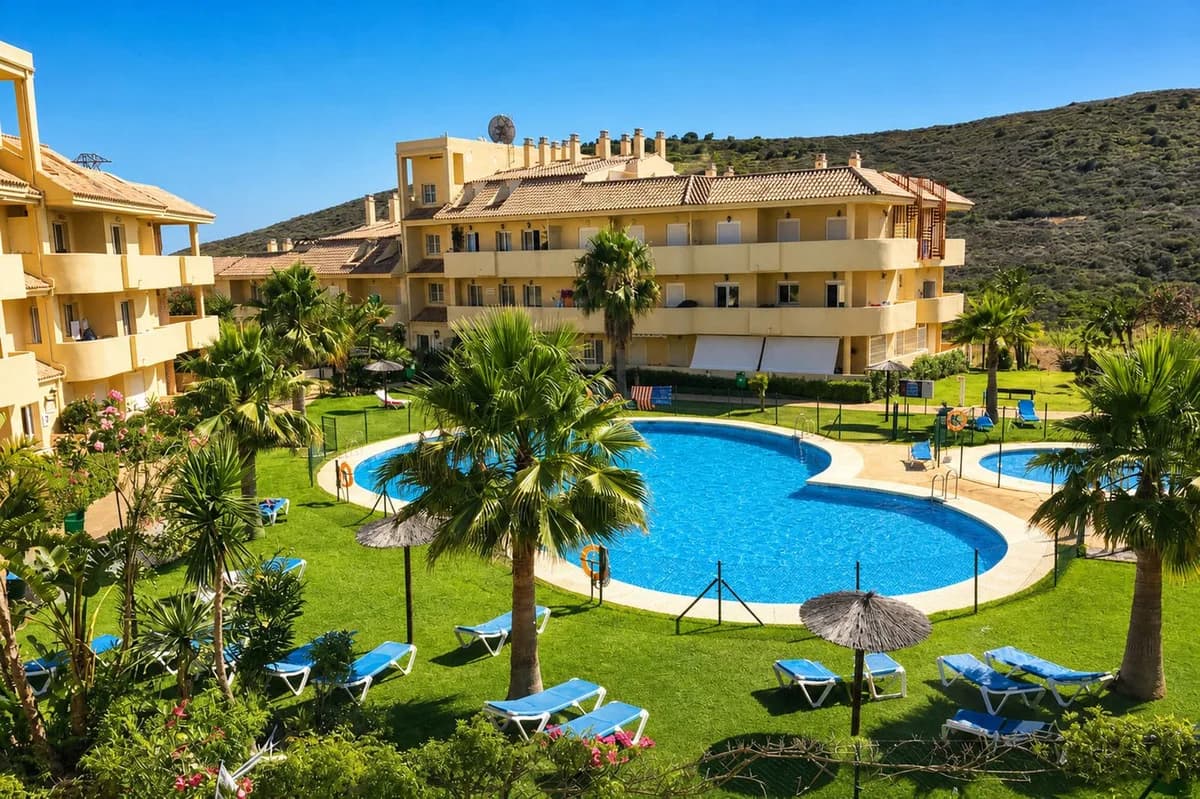 2 Bedroom Penthouse for Sale in La Duquesa, Málaga
