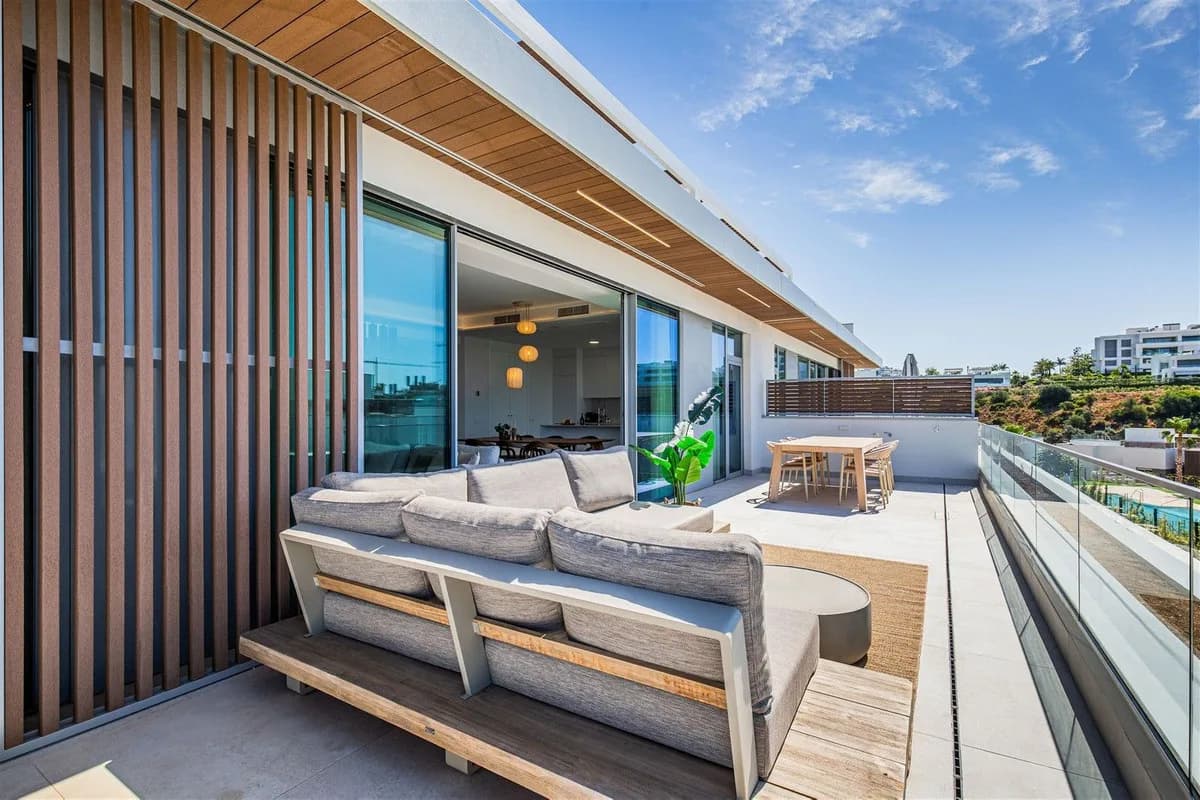 3 Bedroom Penthouse Duplex for Sale in Santa Clara, Málaga