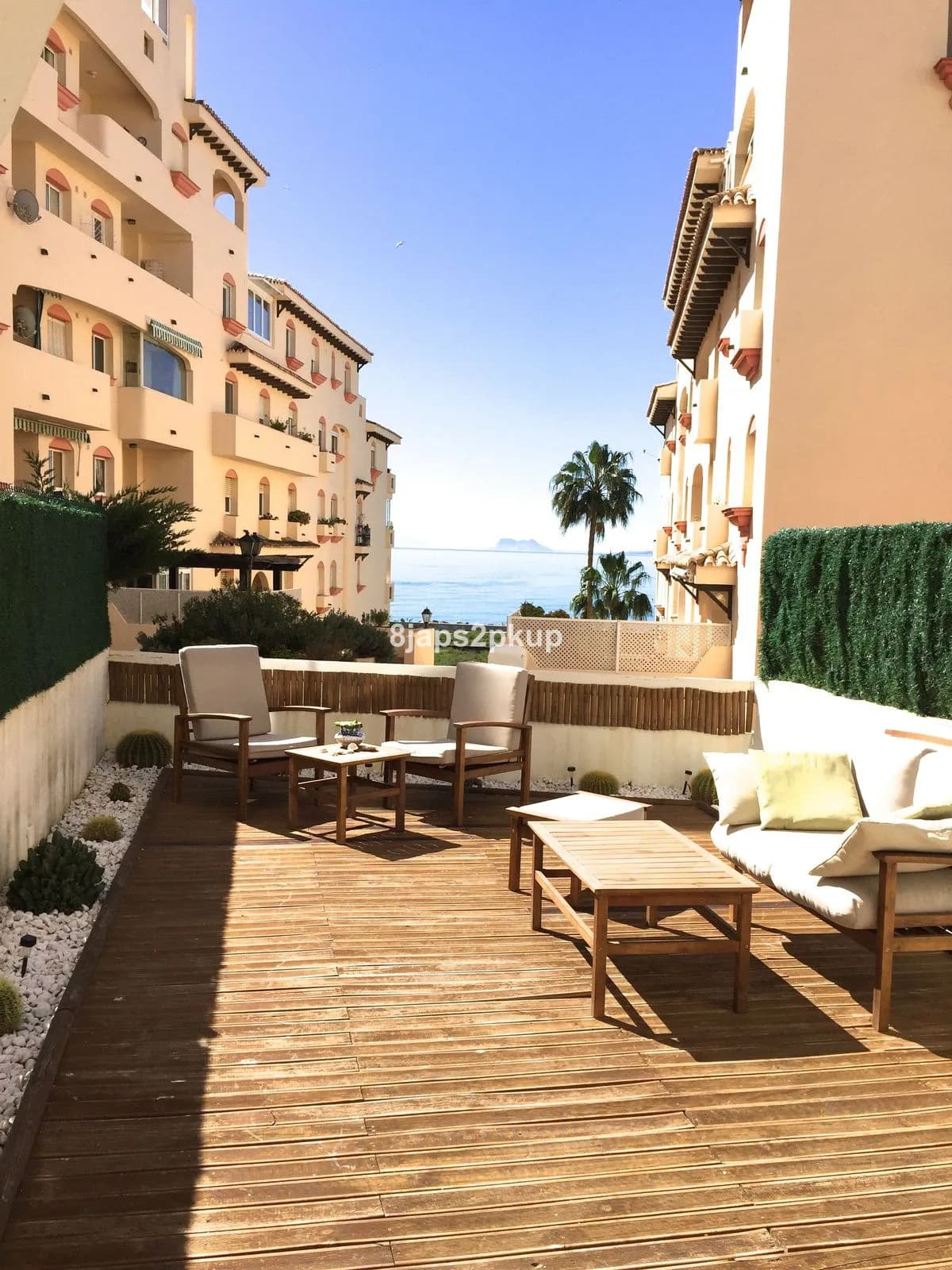 1 Bedroom Ground Floor Apartment for Sale in Estepona, Málaga - Image 2