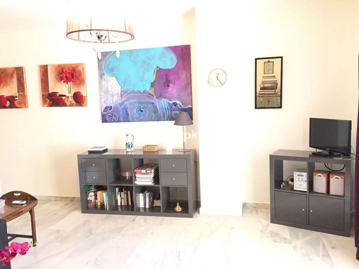 1 Bedroom Ground Floor Apartment for Sale in Estepona, Málaga - Image 4
