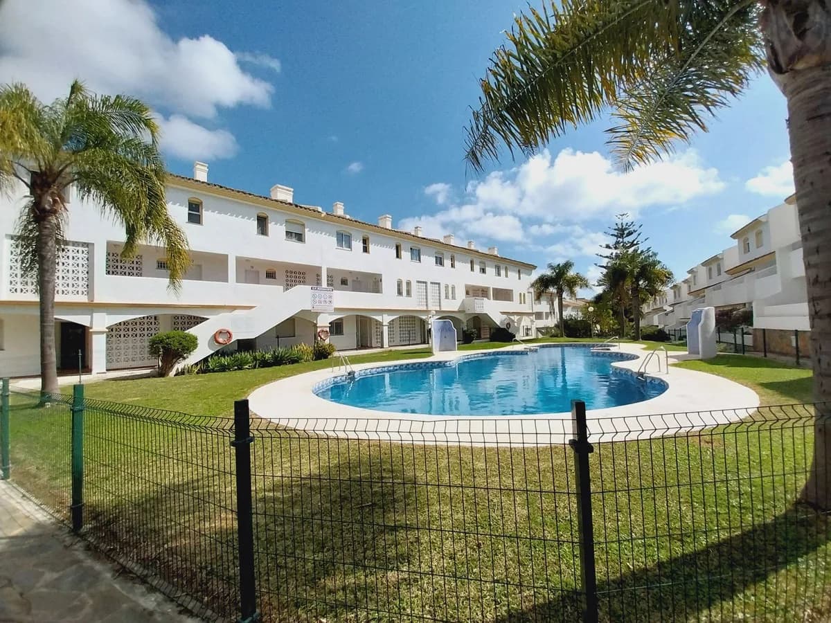 3 Bedroom Duplex for Sale in Calahonda, Málaga