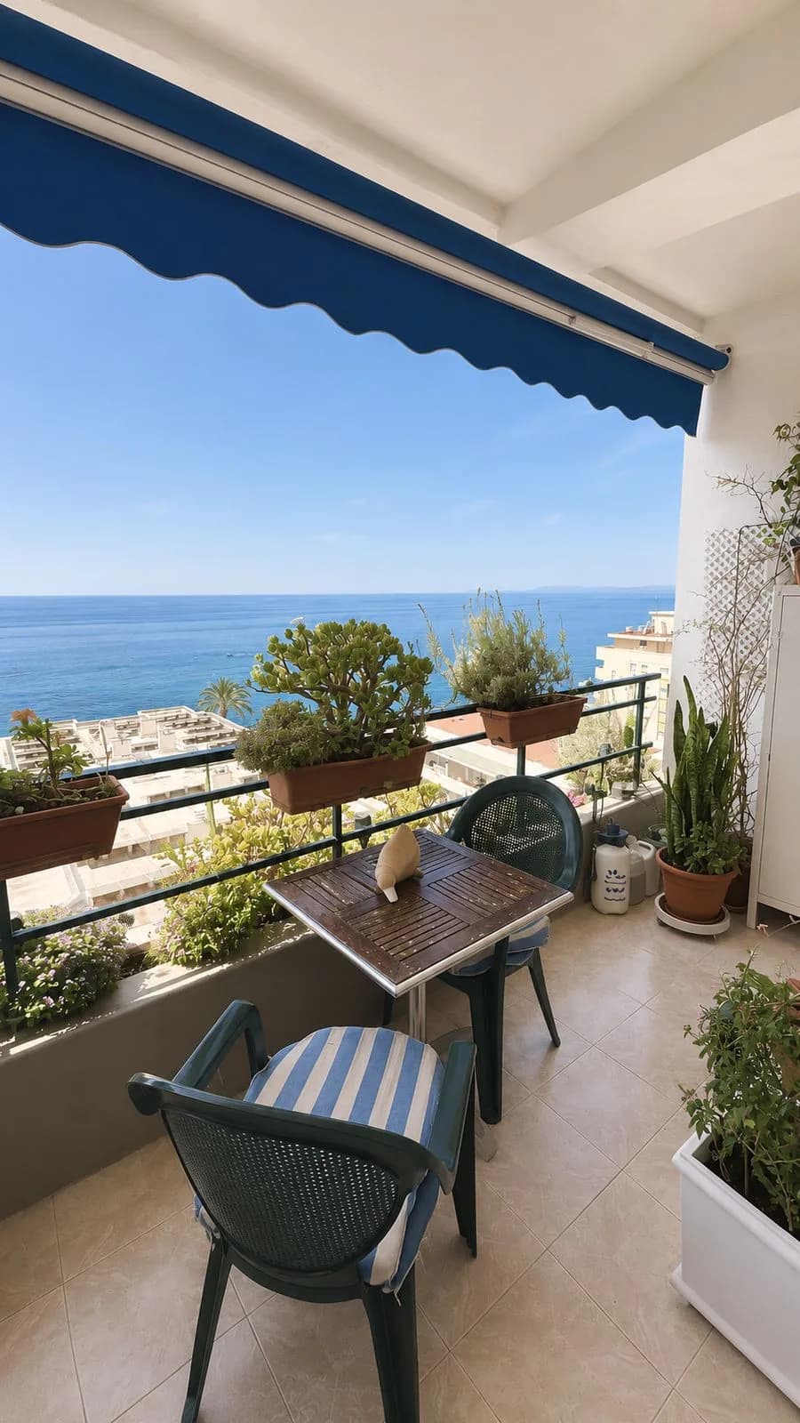 2 Bedroom Penthouse for Sale in Marbella, Málaga - Image 8