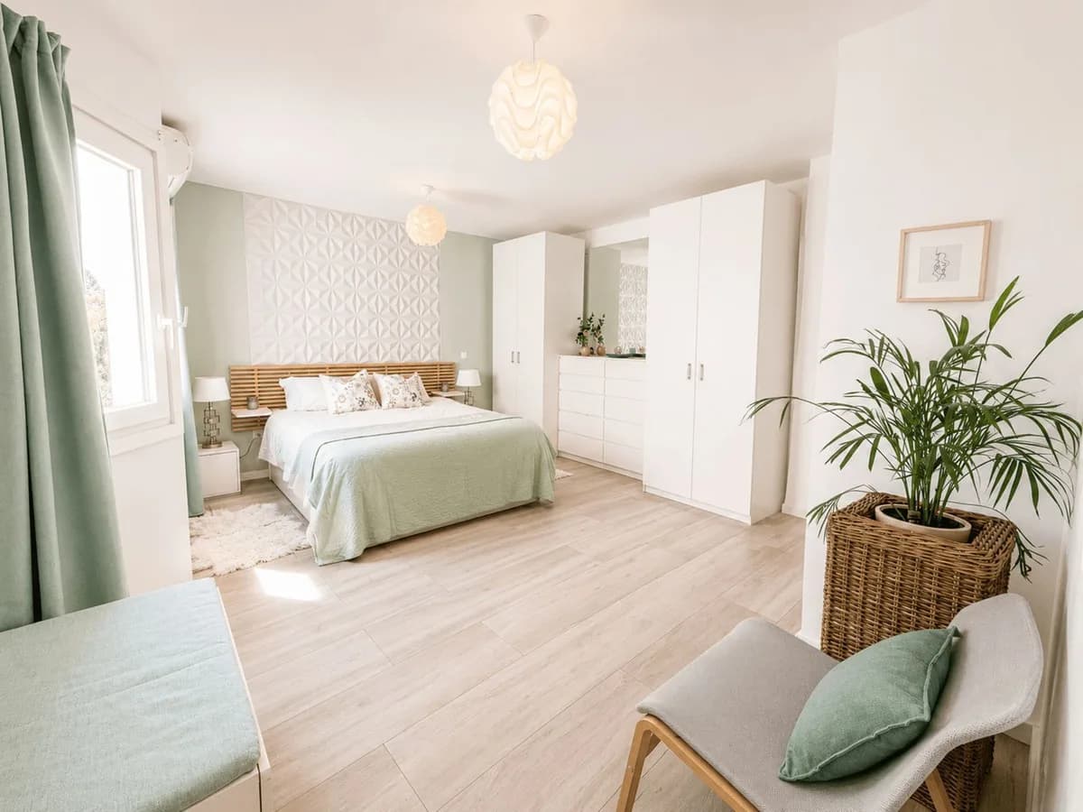3 Bedroom Penthouse for Sale in Estepona, Málaga - Image 6