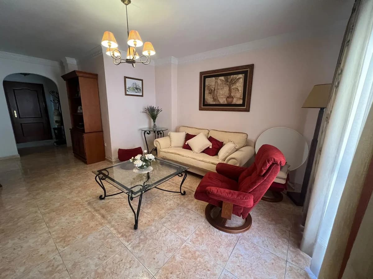 3 Bedroom Ground Floor Apartment for Sale in Mijas, Málaga - Image 6