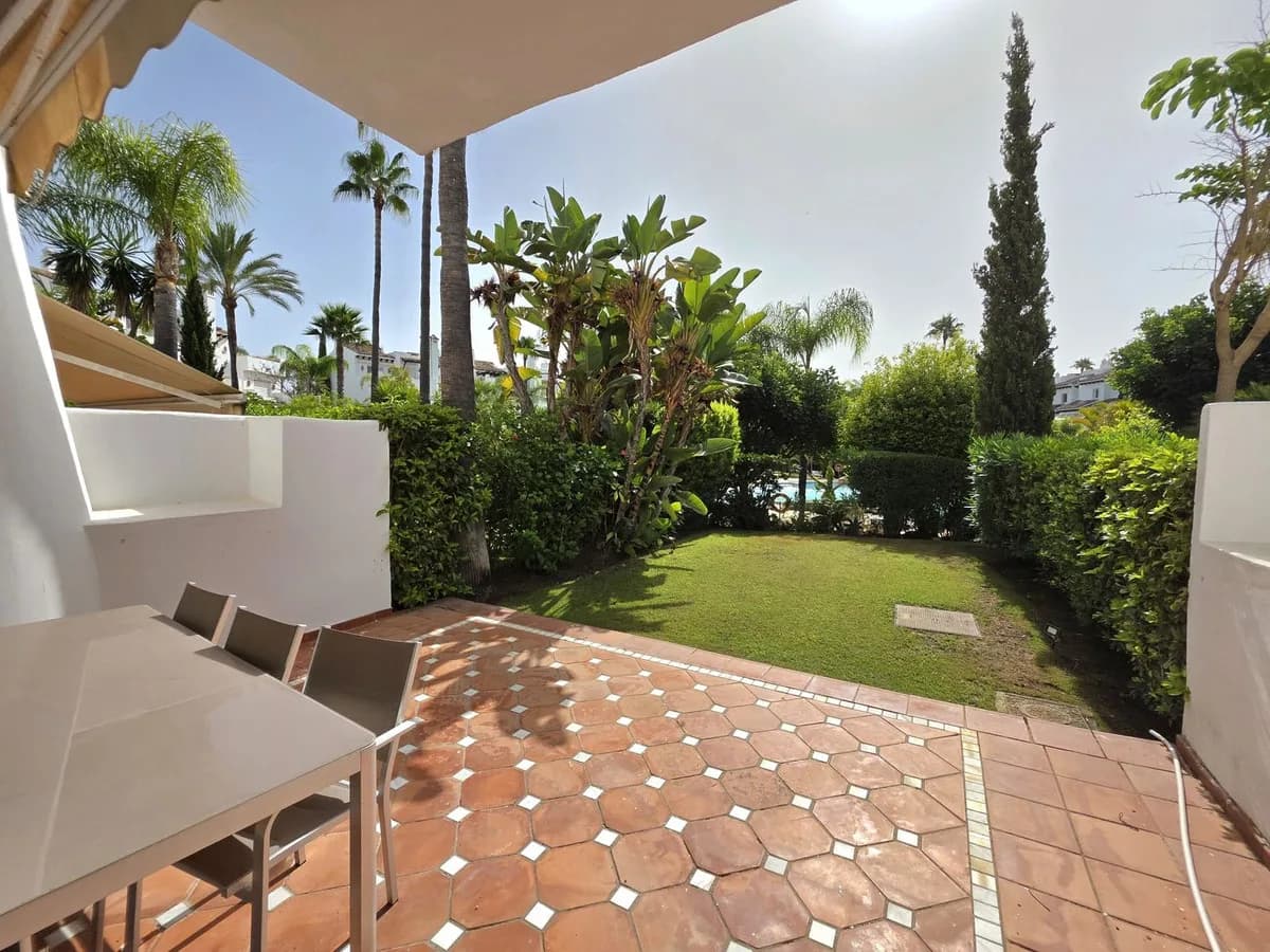 3 Bedroom Townhouse for Sale in Costalita, Málaga - Image 3