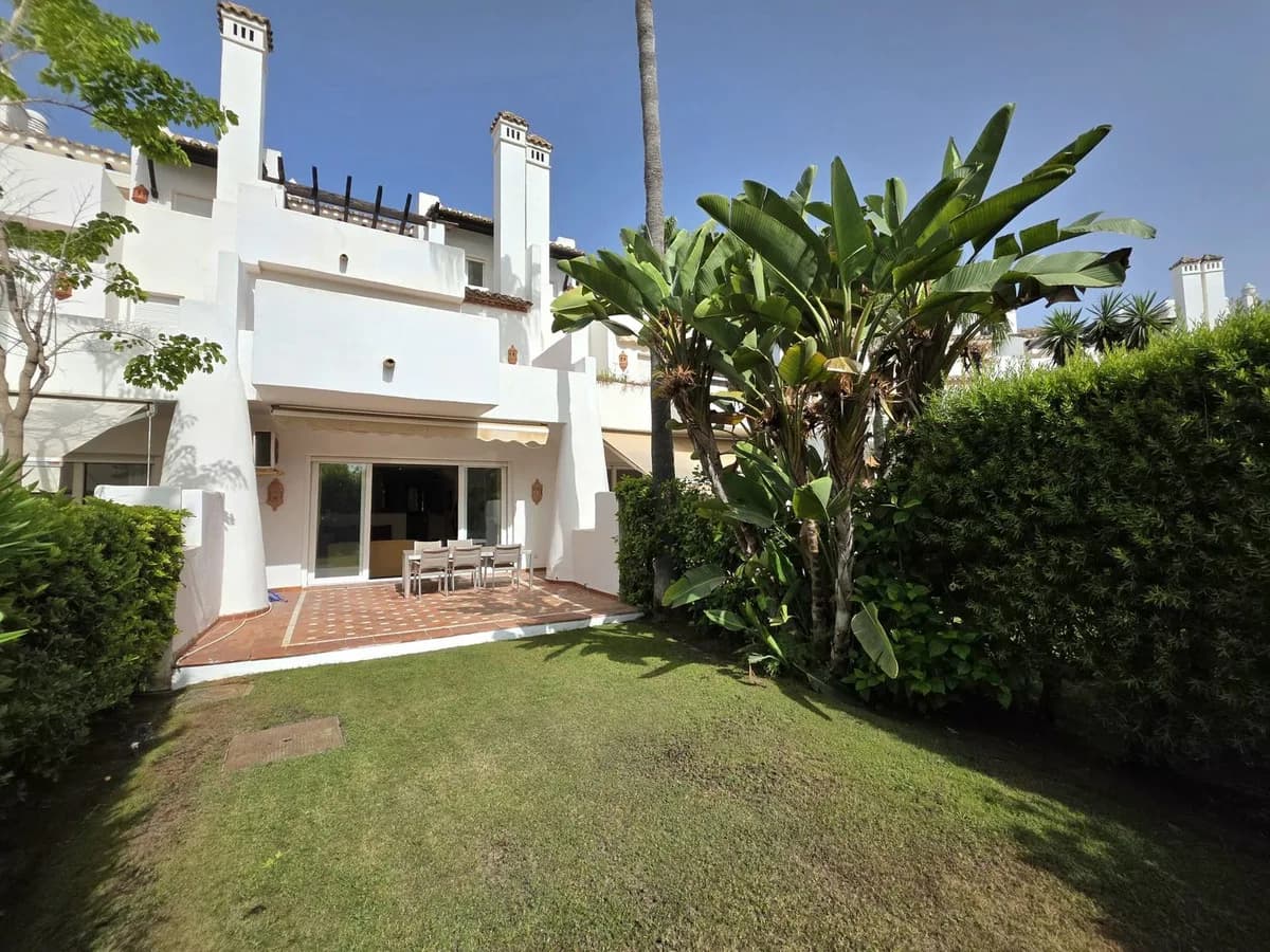 3 Bedroom Townhouse for Sale in Costalita, Málaga - Image 4