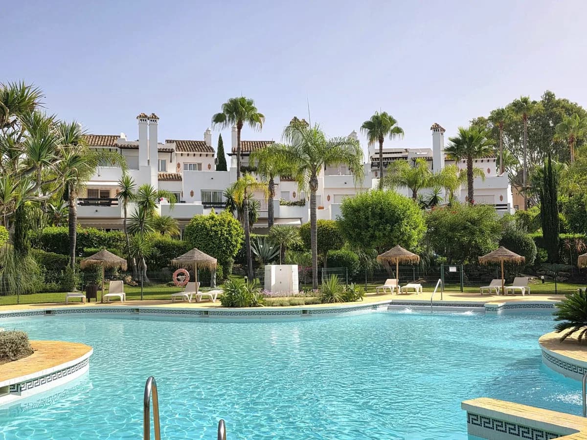 3 Bedroom Townhouse for Sale in Costalita, Málaga - Image 5