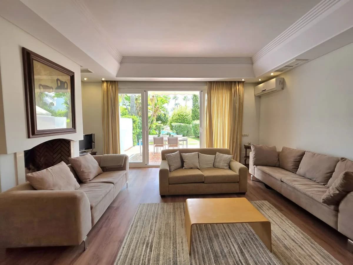 3 Bedroom Townhouse for Sale in Costalita, Málaga - Image 7