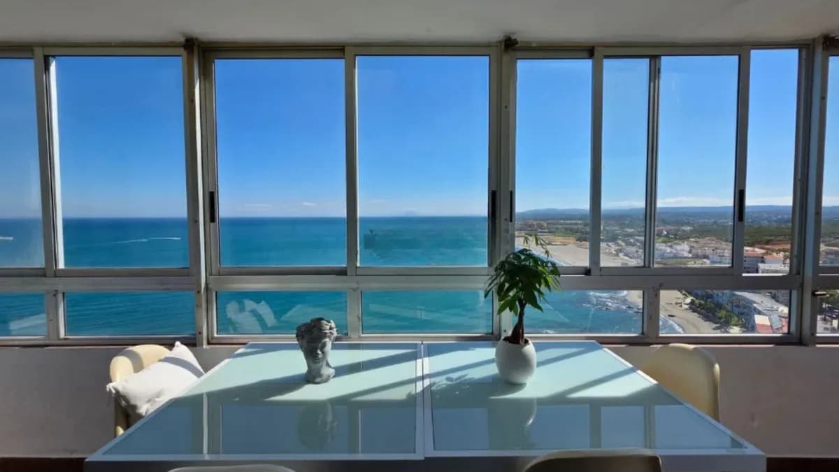 2 Bedroom Penthouse for Sale in Sotogrande, Cádiz - Image 2