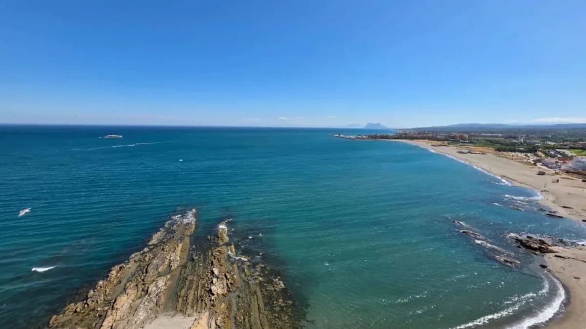 2 Bedroom Penthouse for Sale in Sotogrande, Cádiz - Image 4