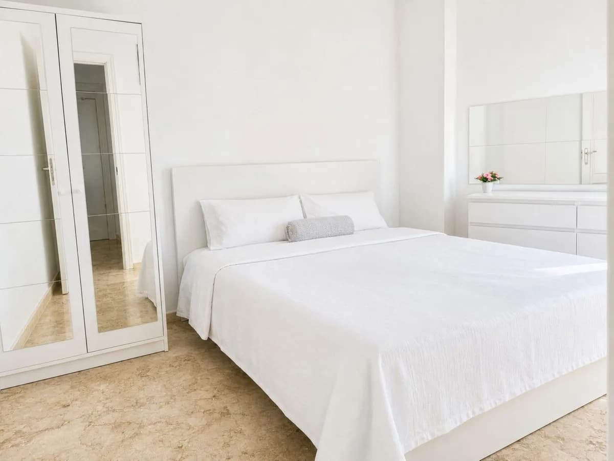 2 Bedroom Ground Floor Apartment for Sale in Manilva, Málaga - Image 7