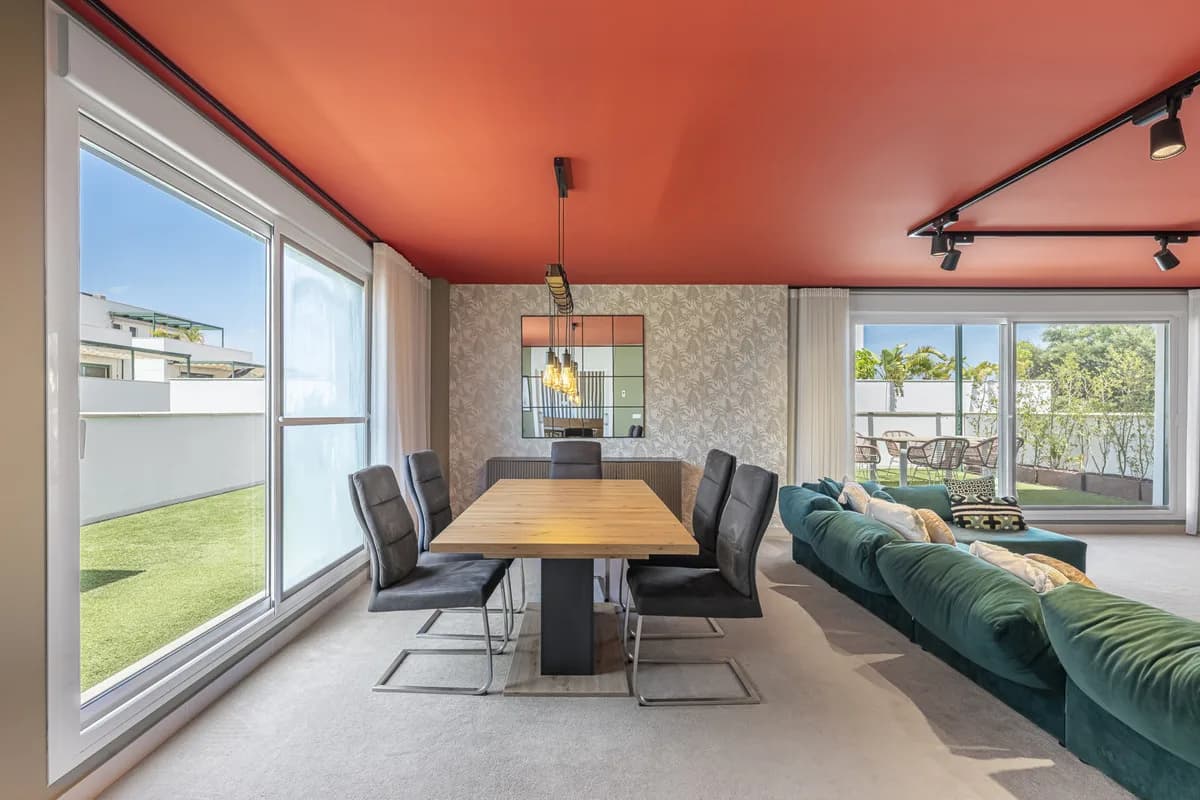 4 Bedroom Middle Floor Apartment for Sale in Sotogrande, Cádiz - Image 3