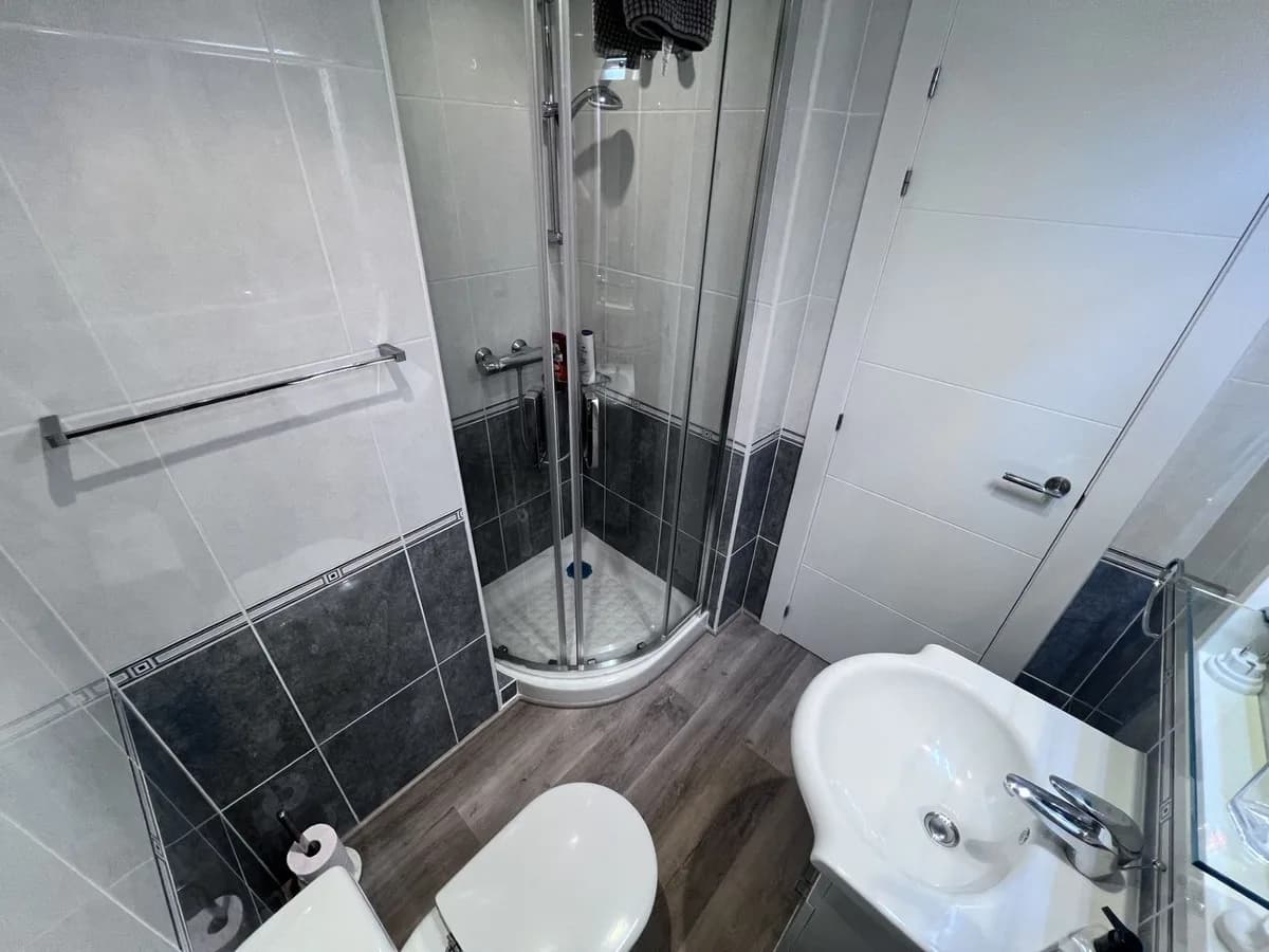 2 Bedroom Ground Floor Apartment for Sale in Riviera del Sol, Málaga - Image 8