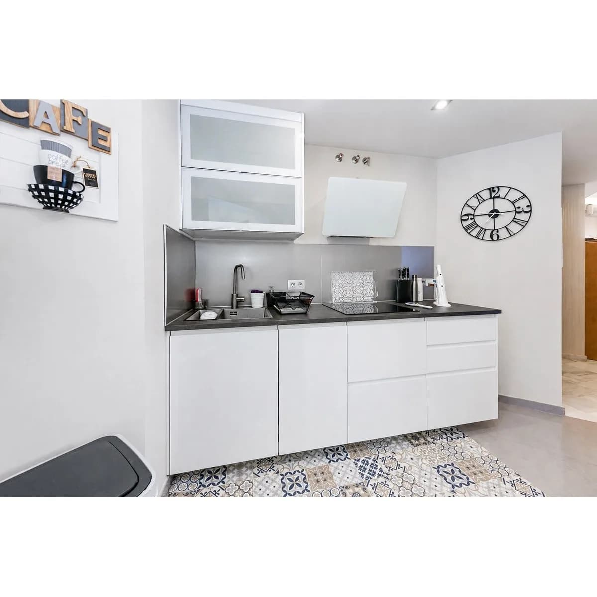 2 Bedroom Ground Floor Apartment for Sale in Mijas, Málaga - Image 5
