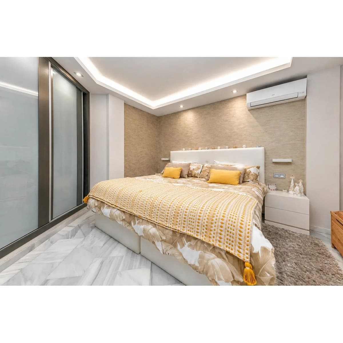 2 Bedroom Ground Floor Apartment for Sale in Mijas, Málaga - Image 9