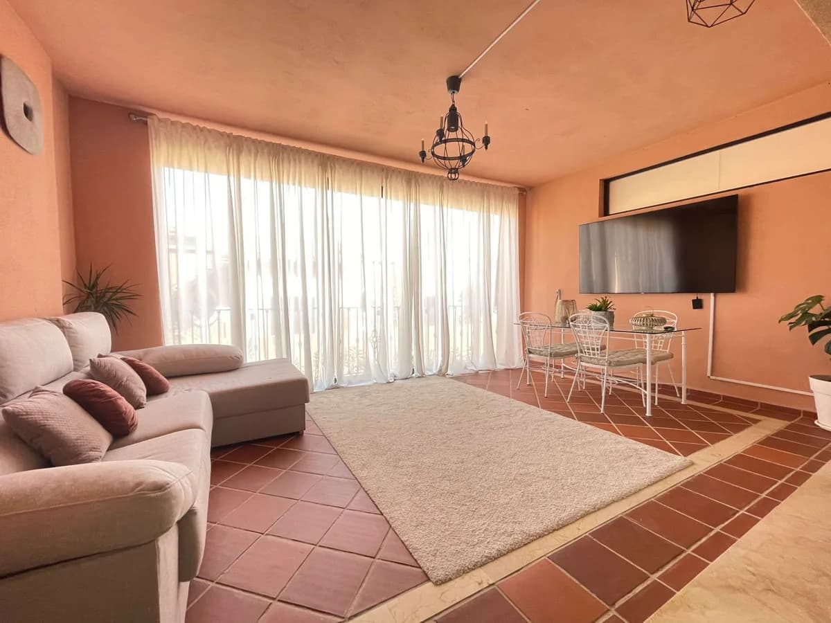 3 Bedroom Townhouse for Sale in Estepona, Málaga - Image 5