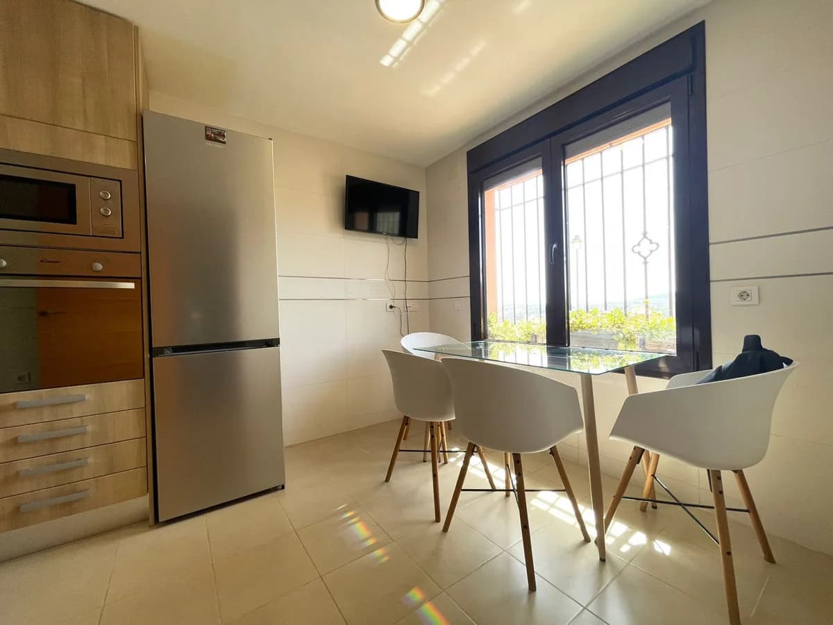 3 Bedroom Townhouse for Sale in Estepona, Málaga - Image 8