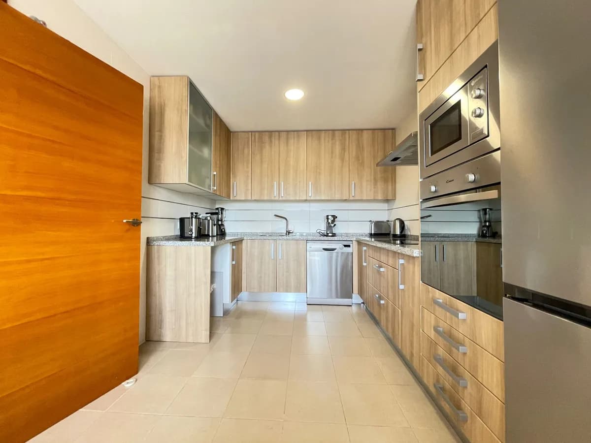 3 Bedroom Townhouse for Sale in Estepona, Málaga - Image 9
