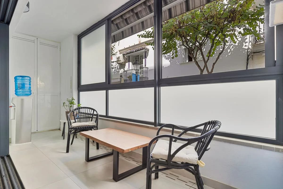 2 Bedroom Middle Floor Apartment for Sale in Los Boliches, Málaga - Image 8