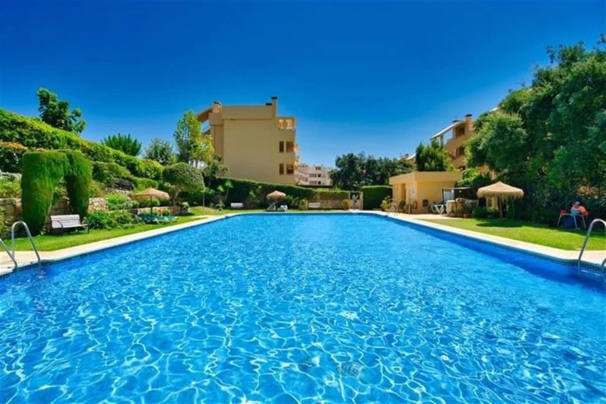 1 Bedroom Penthouse for Sale in Calahonda, Málaga