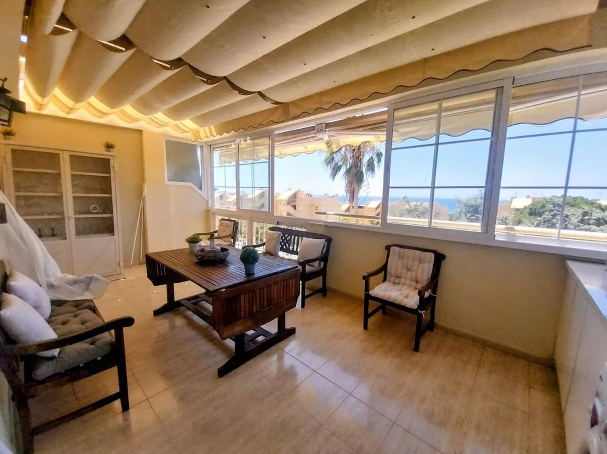 1 Bedroom Penthouse for Sale in Calahonda, Málaga - Image 4