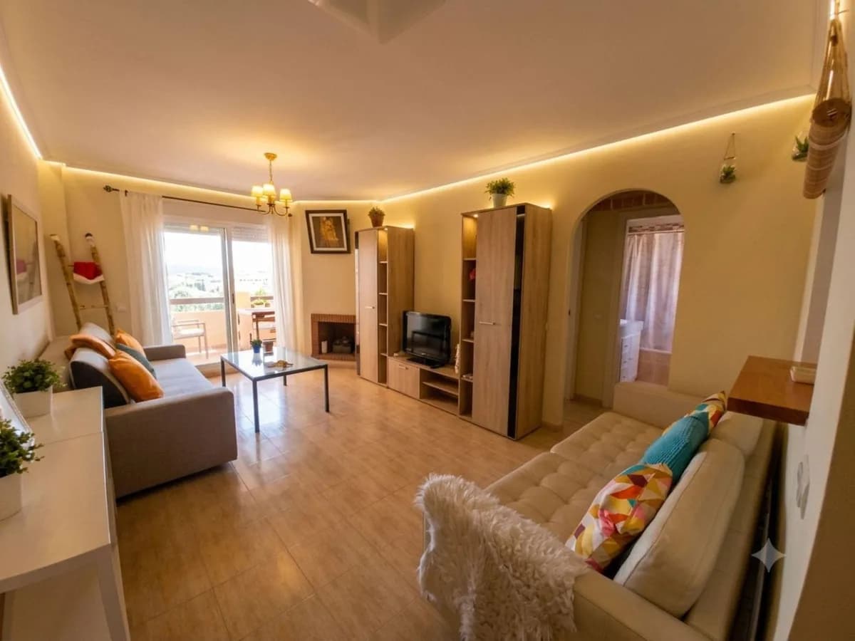 1 Bedroom Penthouse for Sale in Calahonda, Málaga - Image 5