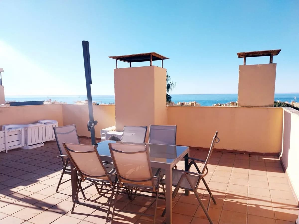 1 Bedroom Penthouse for Sale in Calahonda, Málaga - Image 7