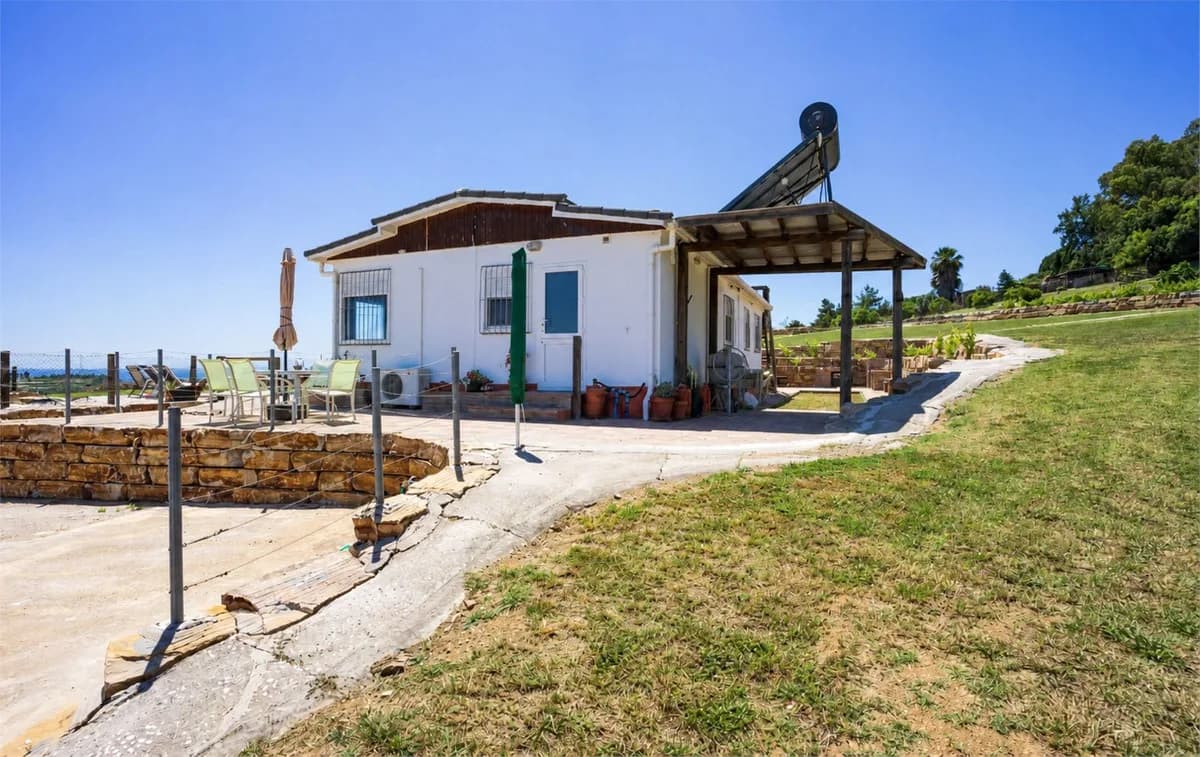 3 Bedroom Finca - Cortijo for Sale in Estepona, Málaga - Image 4