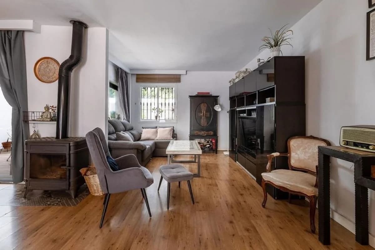 3 Bedroom Townhouse for Sale in Nueva Andalucía, Málaga - Image 9