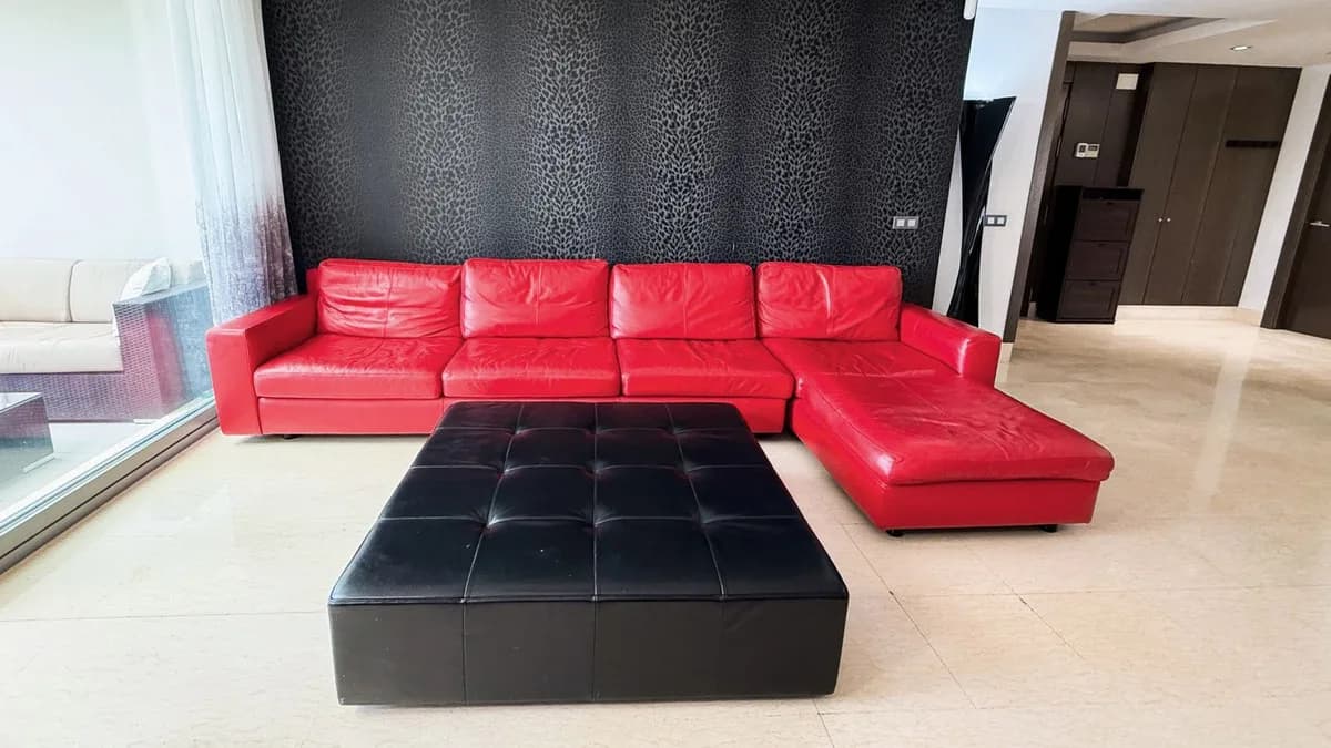3 Bedroom Middle Floor Apartment for Sale in Benahavís, Málaga - Image 9