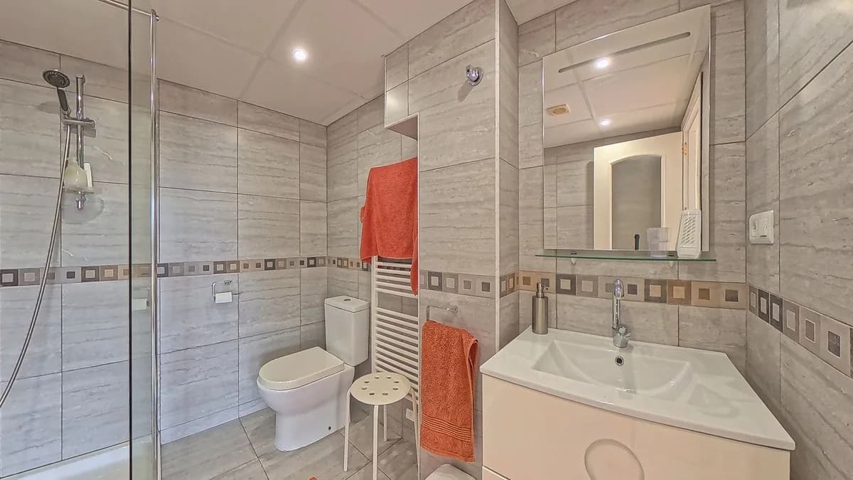 4 Bedroom Detached Villa for Sale in Valtocado, Málaga - Image 5