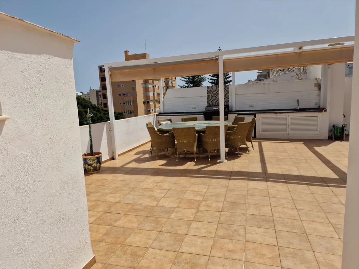 4 Bedroom Penthouse Duplex for Sale in La Carihuela, Málaga - Image 9