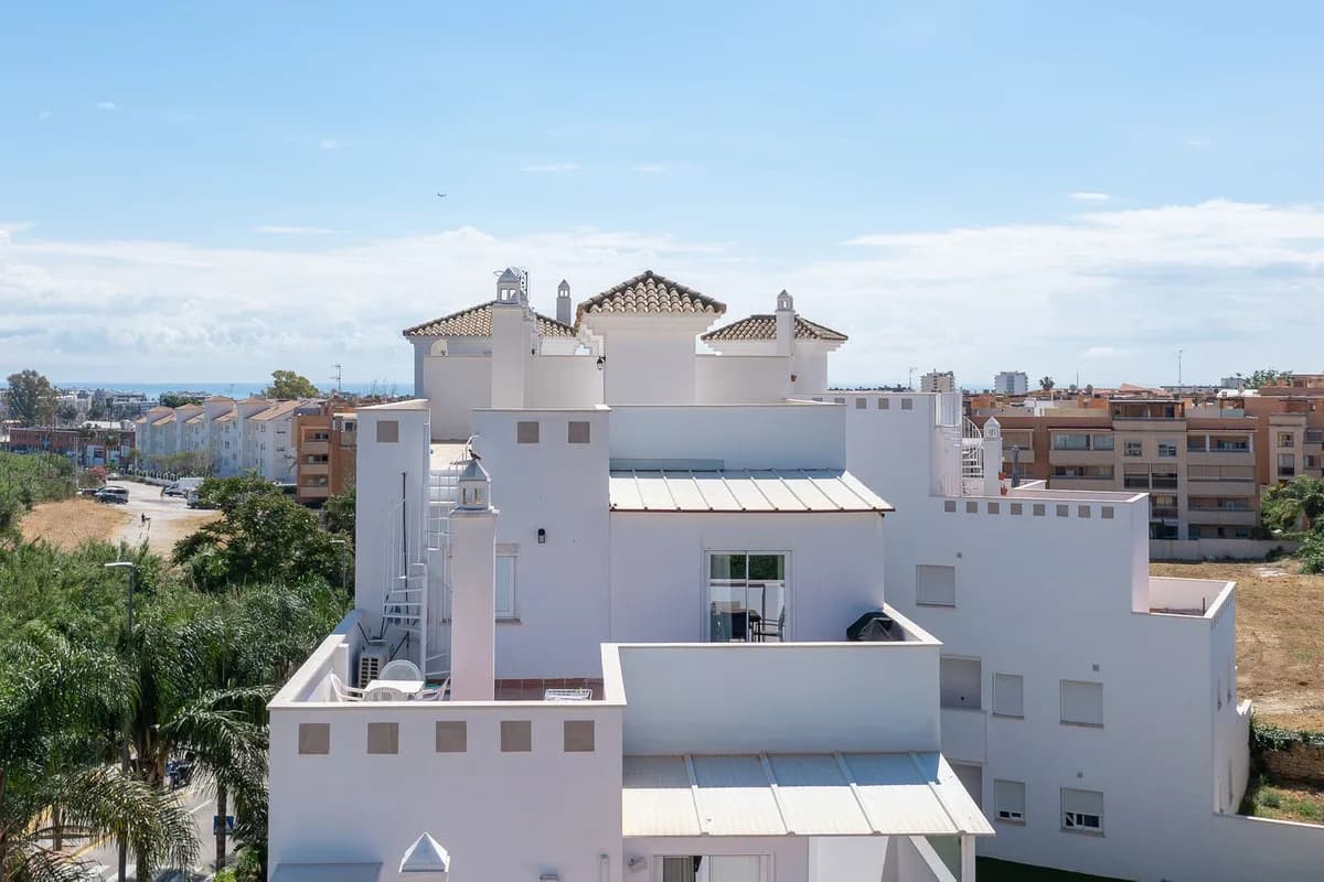 2 Bedroom Top Floor Apartment for Sale in Torremolinos, Málaga