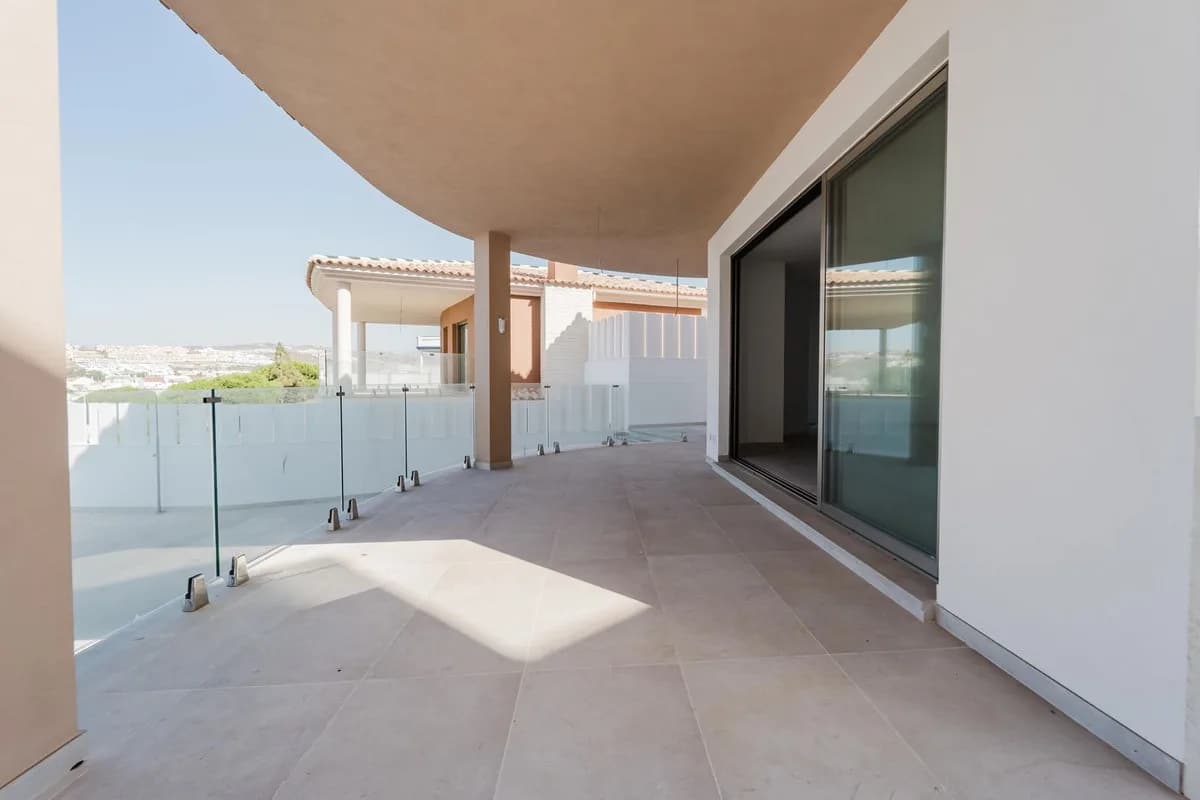 3 Bedroom Detached Villa for Sale in La Cala de Mijas, Málaga - Image 7