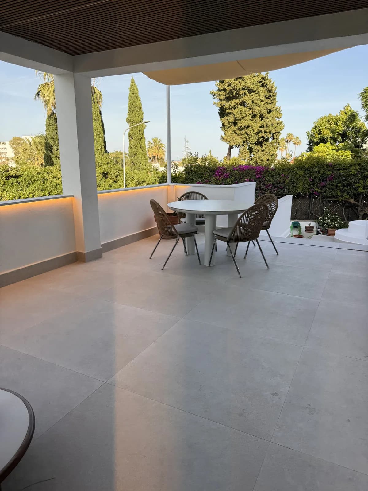 3 Bedroom Semi-Detached House for Sale in Guadalmina Alta, Málaga - Image 5
