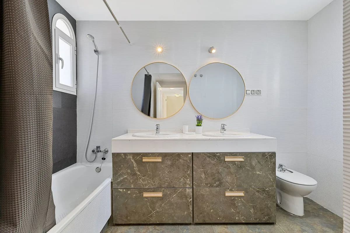 3 Bedroom Townhouse for Sale in Mijas Costa, Málaga - Image 5