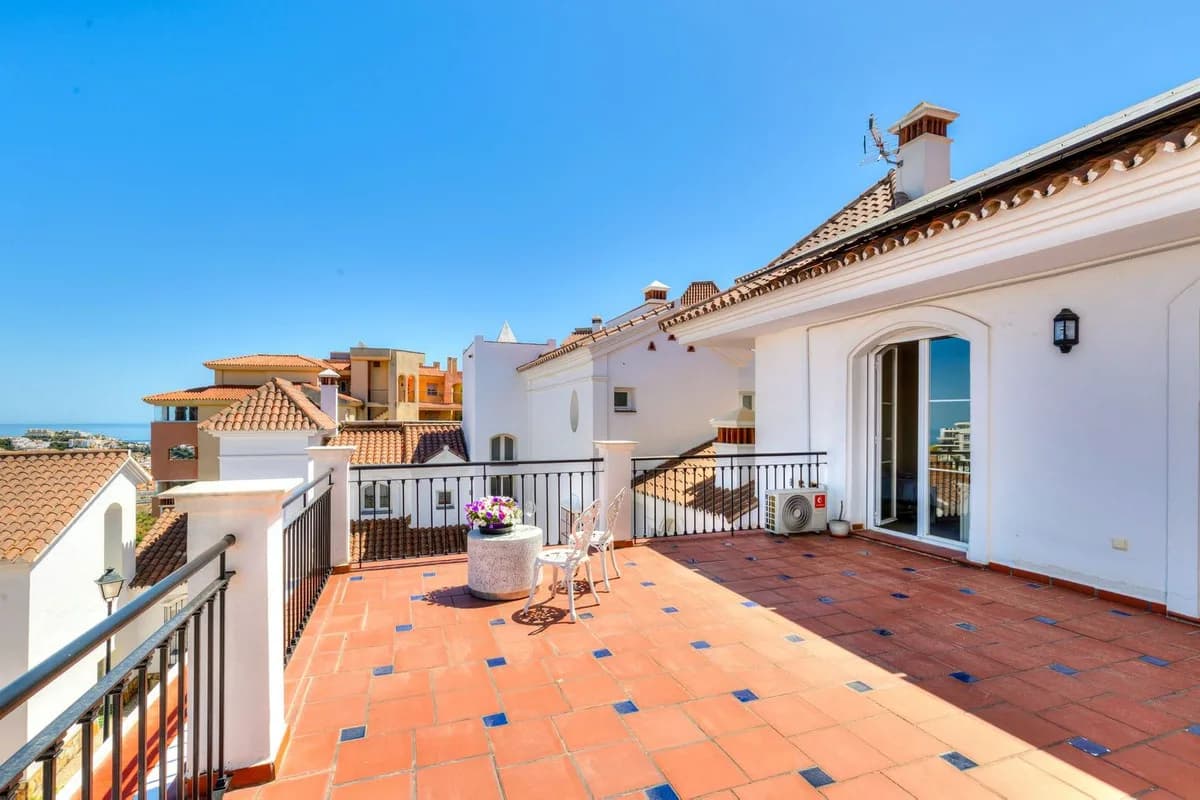 3 Bedroom Townhouse for Sale in Mijas Costa, Málaga - Image 6