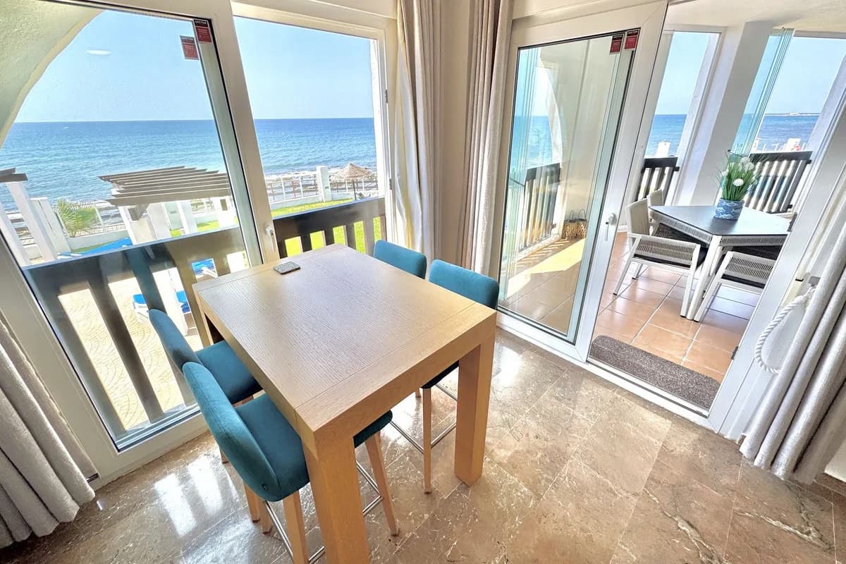 2 Bedroom Ground Floor Apartment for Sale in Calahonda, Málaga - Image 9