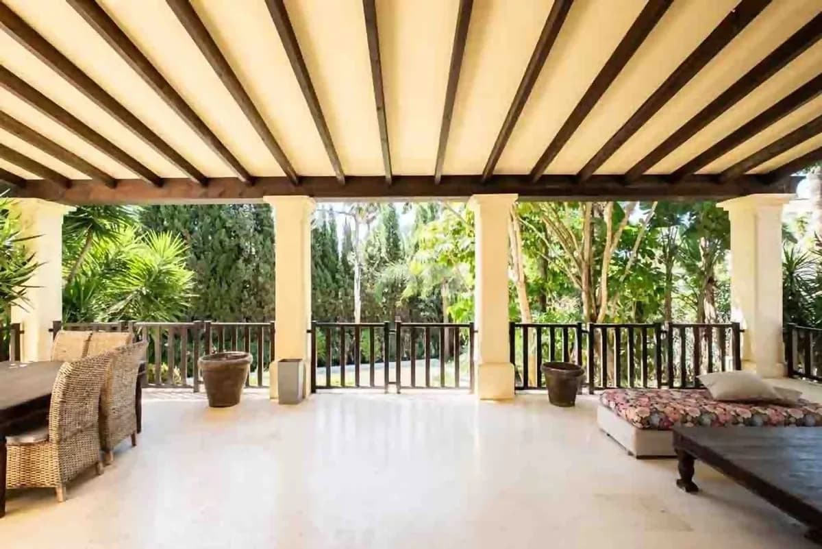 6 Bedroom Detached Villa for Sale in Sotogrande Alto, Cádiz - Image 3