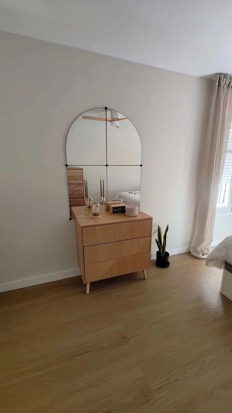 2 Bedroom Middle Floor Apartment for Sale in San Luis de Sabinillas, Málaga - Image 6