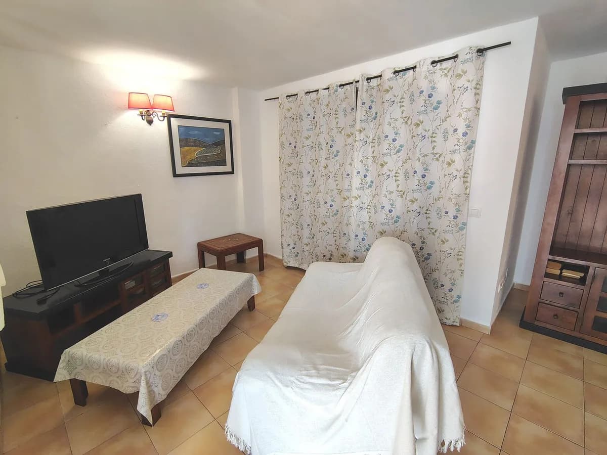 1 Bedroom Ground Floor Apartment for Sale in Mijas, Málaga - Image 4