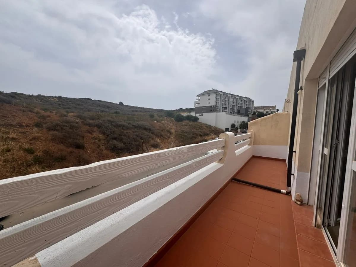 3 Bedroom Penthouse Duplex for Sale in Manilva, Málaga - Image 7