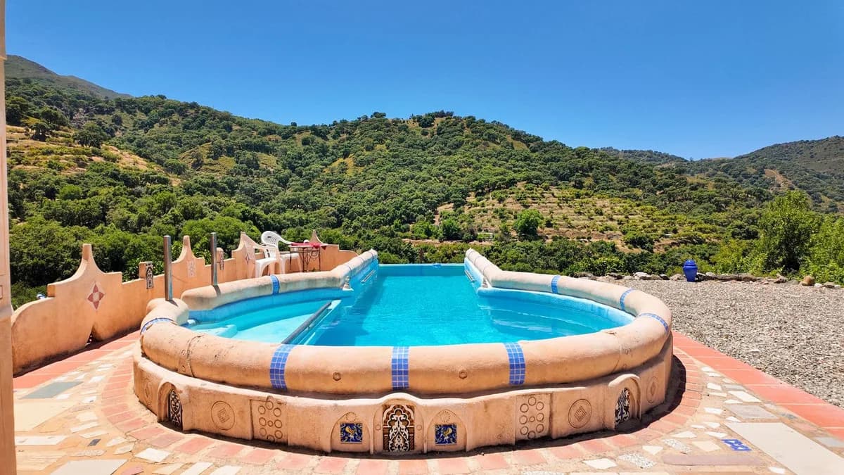 2 Bedroom Bungalow for Sale in Monda, Málaga